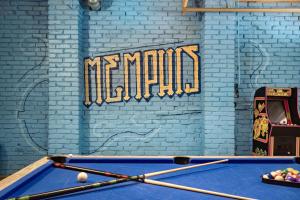 The Graham Escape - Memphis Vibe