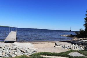 Waterfront 3 Bedroom Home