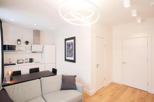 Modern 1-Bedroom Apartment on Dzintaru Prospekts