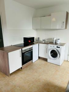 Gemütliches Studio mit 2 Einzelbetten, zentral in Bad Kleinen