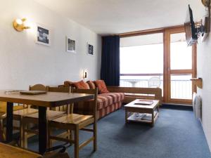 Résidence Nova - Appartement 2 pièces 6 personnes proche des pistes, des commerces, de la garderie et de lESF au centre de la station d’Arc 1800 MAE-9214