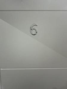 London Waterloo 10 min via train