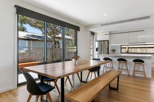 Benswan at the bay - 5 bedrooms