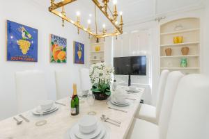 Large Belgravia Georgian Mansion House