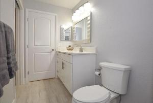 Coastal Charm - Just a Short Walk to the Beach!