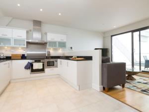 3 Bed in Westward Ho 52079