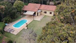 Chácara Em São Roque em meio a Natureza