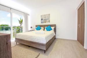 New Apartment! Beach getaway at Hard Rock