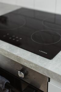 2 Bed 2 Bath Home, Garden, Parking, Sleeps 6, Fast Wifi, Smart TV