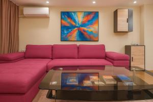 Ivy Central Apartment