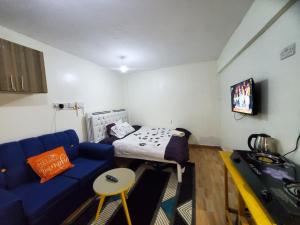 Royal Nest with Packing and Lift