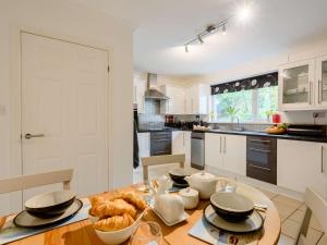 3 Bed in Harlech 42153