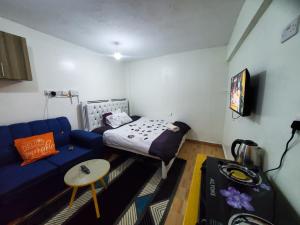 Royal Nest with Packing and Lift