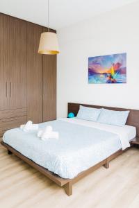 Panormou Urban Getaway Next to Metro Fast Wi-Fi