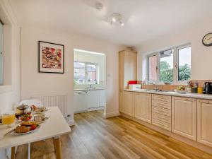 3 bed in Ross-on-Wye 89313