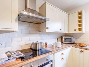 3 Bed in Torquay 82959