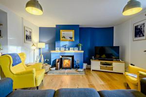 Warborough House East