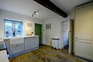 Warborough House East