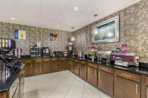 Best Western Plus Richmond Hill Inn