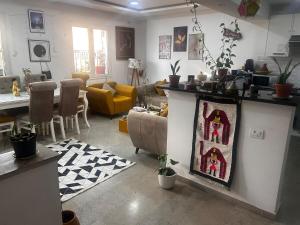 Beachfront stay free Netflix & premium coffee -