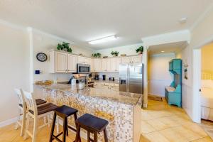 Lazy Daze - Emerald Isle Beach Resort #510