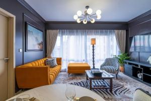 Luxury 2BR Near Airport with Backup Power