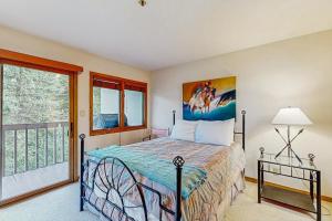 Townsend Place B206