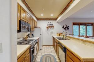 Townsend Place B206