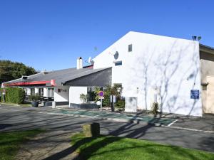 ibis Laval Le Relais DArmor
