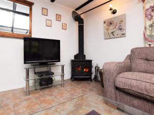 2 Bed in Kilve ALDEN