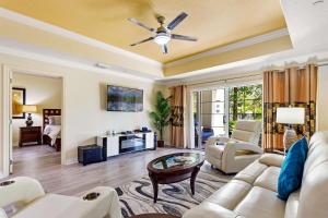 524-Beautiful ground floor condo adjacent to the pool in the ReResort