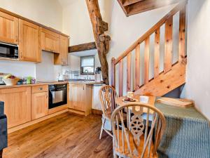 2 Bed in Hartington 54216