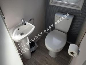 Stylish Family Caravan Retreat - Seal Bay, Selsey