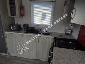 Stylish Family Caravan Retreat - Seal Bay, Selsey