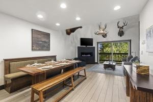 Snow Flower 126 condo