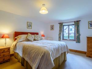2 Bed in Kinnerton CHL34