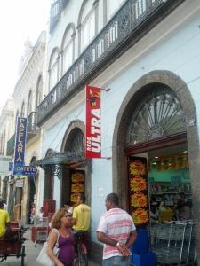 Studio in Catete subway station