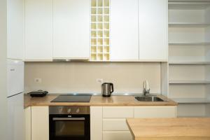 Boulevard apt close to Center