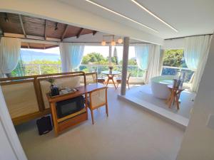 Refúgio da Lagoinha - Centro de Bombinhas