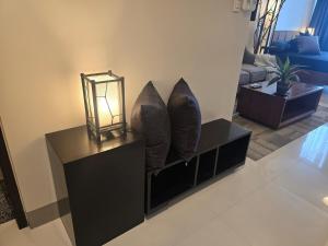 Very Cosy One Uptown near Grand Hyatt Hotel BGC Uptown Mall and St Lukes Medical Center