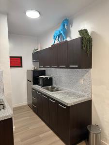 Venice studio apartment Koreatown