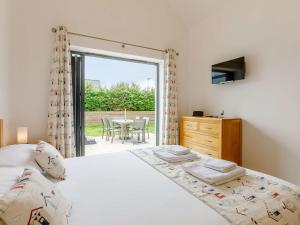 3 Bed in Westward Ho 75539