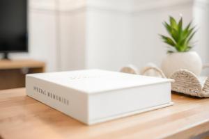 Modern 2BR Flat-Terrace-Free Parking-Rail Station