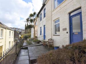 3 Bed in Polruan PC049