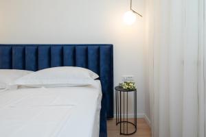 Apartments with parking space Stanici, Omis - 2819