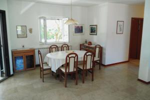 Apartments with swimming pool Mavarstica, Ciovo - 2053