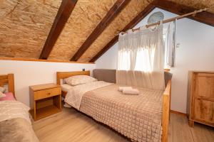 Holiday house with WiFi Silba - 18784