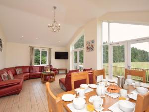 3 Bed in Rowlands Gill CN209