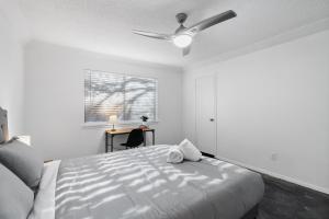 Industrial Oasis Perfect Location Free Pkg