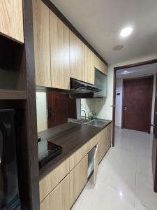 Pollux habibie batam